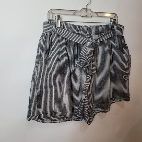 Striped Womens Shorts With Tie Waist & Pockets - 2XL - Picture 2 of 5